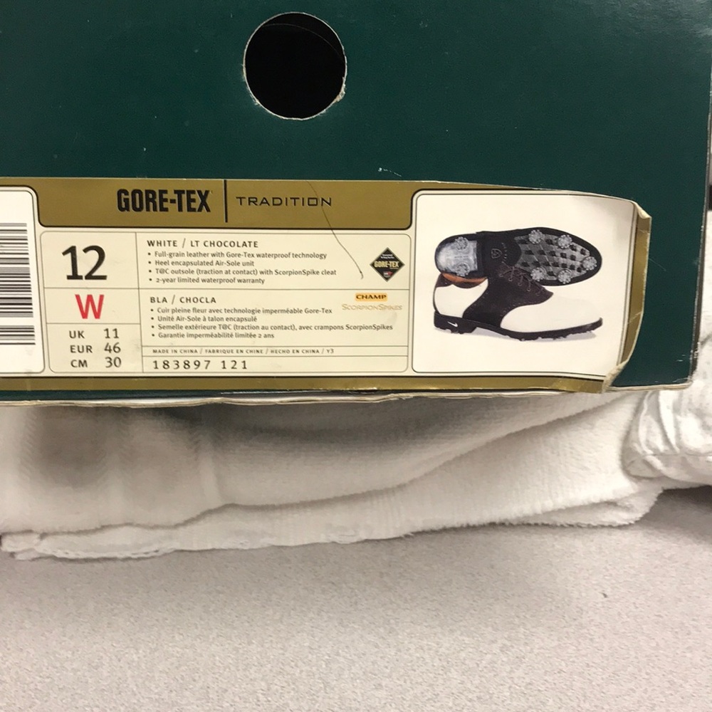 Vintage New Nike Air Saddle golf shoes